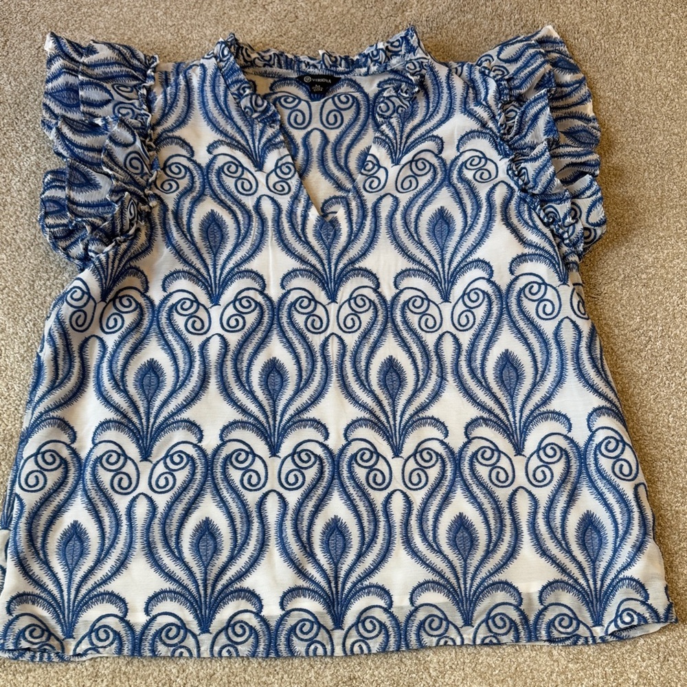 Versona Blue and White Patterned Swirl Blouse Ruffle Sleeve women's Size Medium